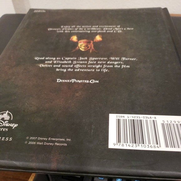 Disney Pirates Of The Caribbean Dead Man's Chest Storybook & CD‎ Brand New - Picture 2 of 5